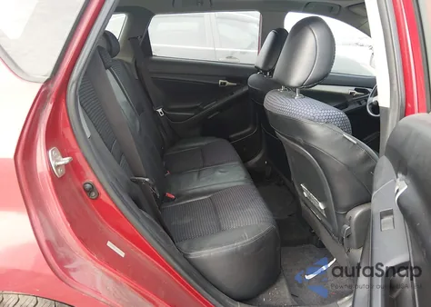 2010 Pontiac Vibe Gt z USA, uszkodzony, nr VIN 5Y2SR6E07AZ419714